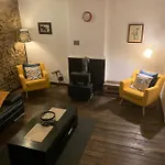 L'ancienne école D'erpigny Hébergement de vacances Érezée