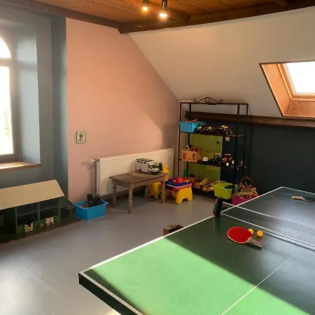 L'ancienne Ecole D'erpigny 度假居 Érezée