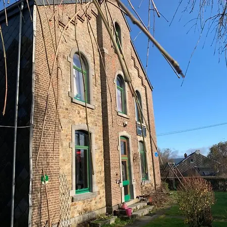 L'ancienne Ecole D'erpigny * Erezee