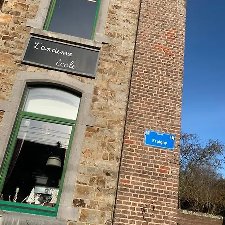 度假居 L'ancienne Ecole D'erpigny *