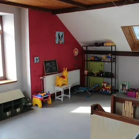 Holiday home L'ancienne Ecole D'erpigny *