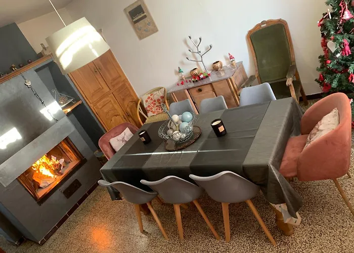 L'ancienne école D'erpigny Hébergement de vacances