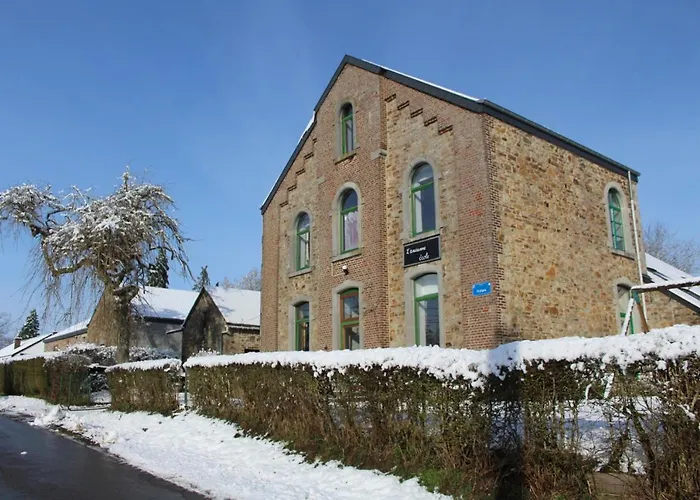 Hébergement de vacances L'ancienne école D'erpigny Érezée