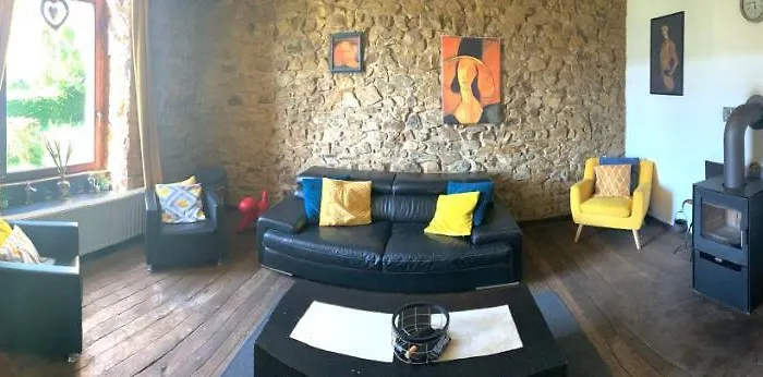 L'ancienne école D'erpigny Hébergement de vacances